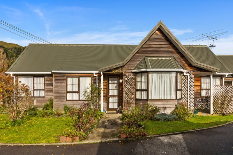 2/342 Riverside Drive North, Fairfield, Lower Hutt - Carousel 1