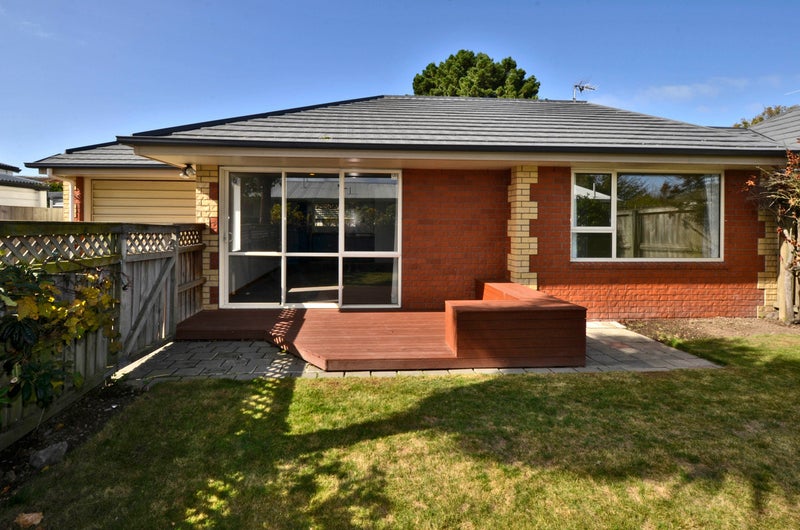 100 Charles Street, Waltham, Christchurch - Carousel 1