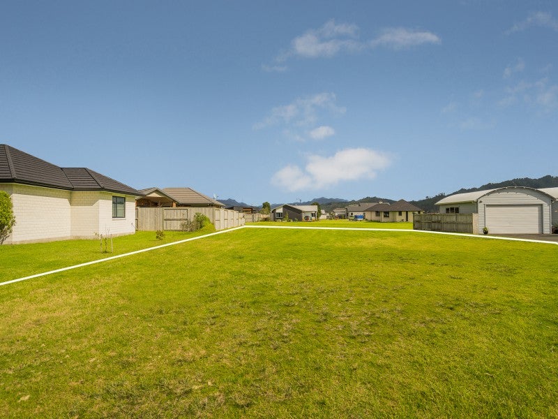 3 Oscar Place, Whitianga, Whitianga - Carousel 2