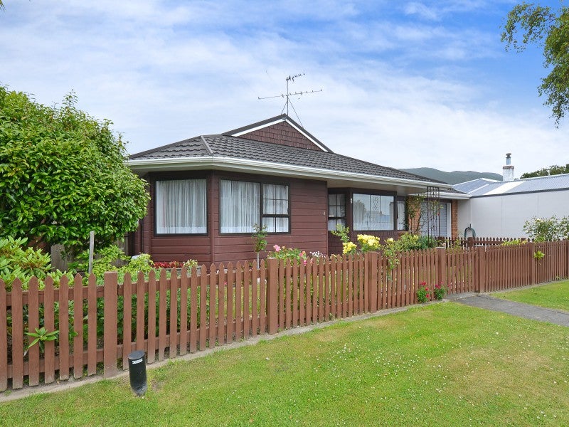 2/4 Cressy Street, Waterloo, Lower Hutt - Carousel 16