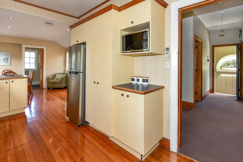 82 Corson Avenue, Beckenham, Christchurch - Carousel 26