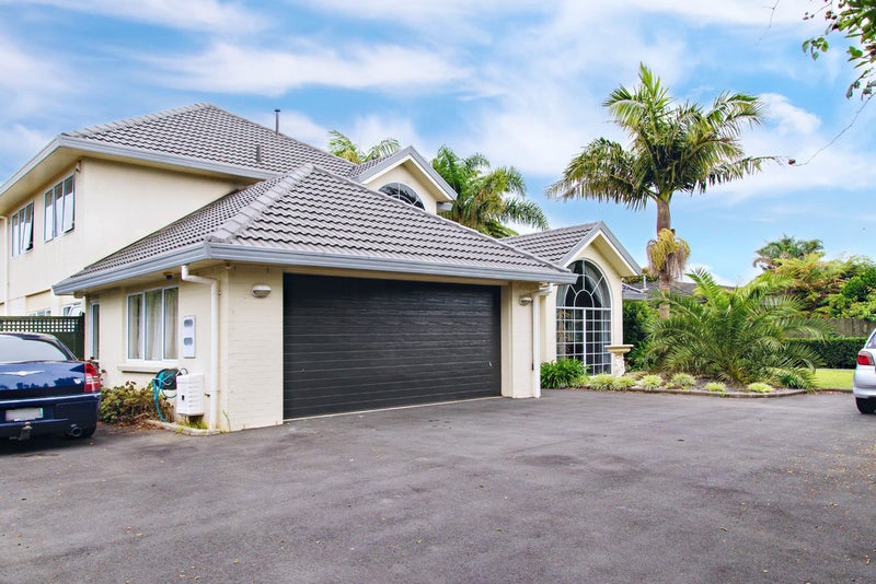 21 Chippewa Place, Conifer Grove, Takanini - Carousel 2