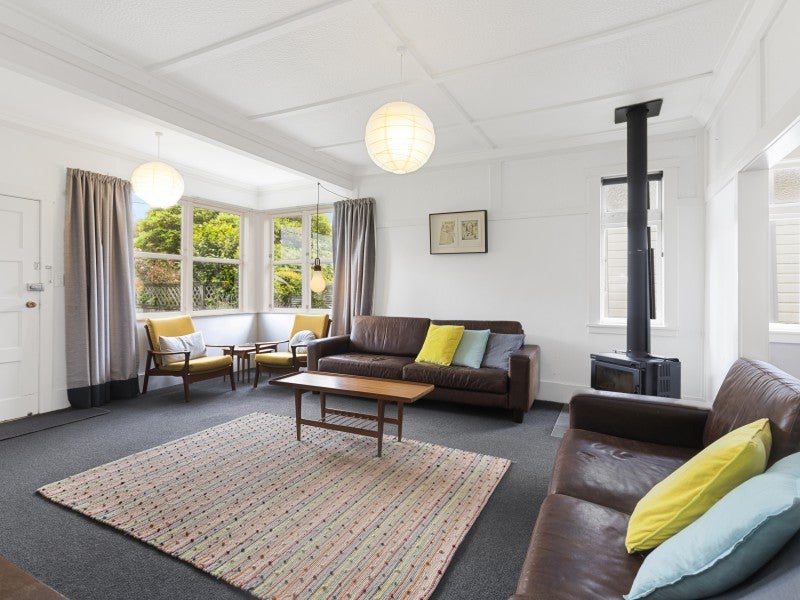 8 Byron Street, Petone, Lower Hutt - Carousel 2