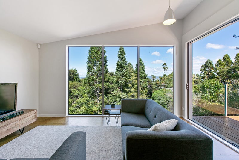 106 Hadfield Street, Beach Haven, Auckland - Carousel 2