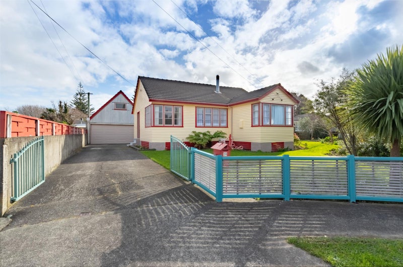 28 Dyer Street, Epuni, Lower Hutt - Carousel 1