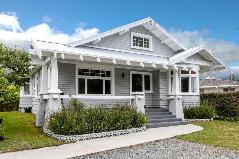 22 George Street, Lower Vogeltown, New Plymouth - Carousel 1