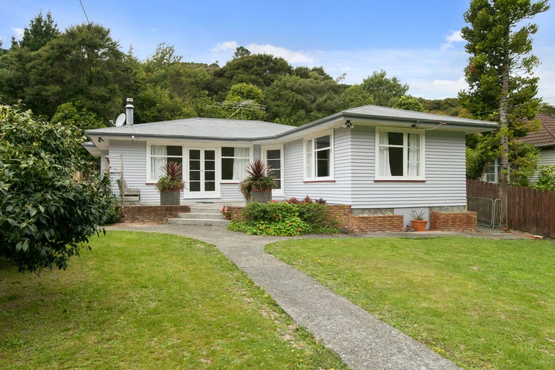 78 Hair Street, Wainuiomata, Lower Hutt - Carousel 1