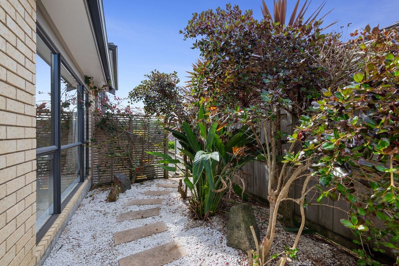 3 Ravine Lane, Oteha, Auckland - Carousel 15