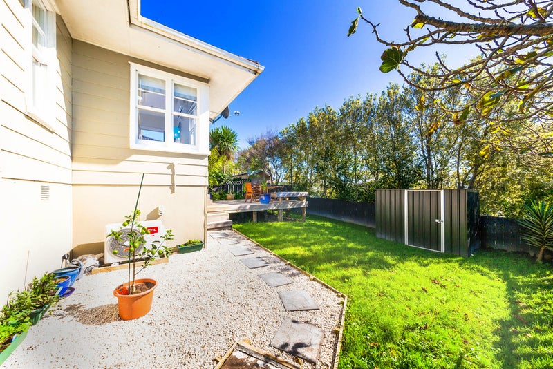 1/57 Sunnyside Road, Sunnyvale, Auckland - Carousel 23