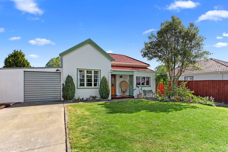 1/15 Young Street, Somerfield, Christchurch - Carousel 1