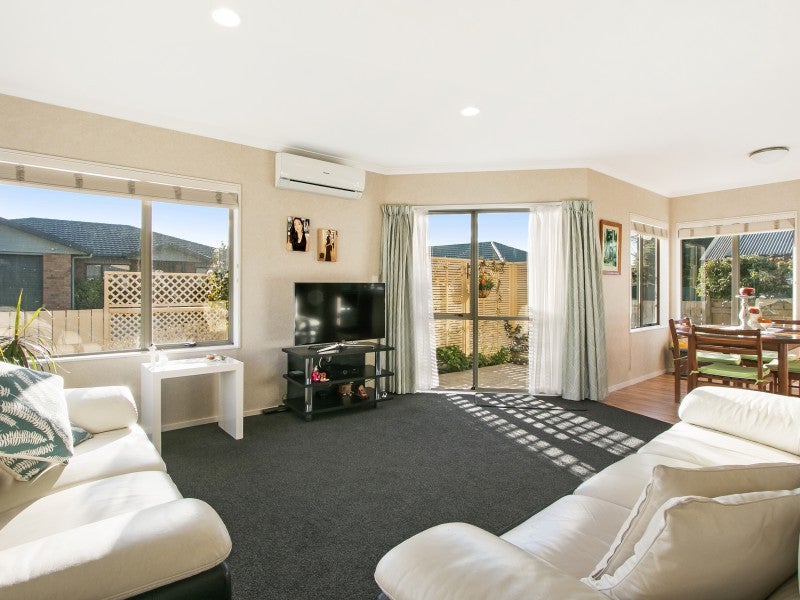 12 Donegal Place, Katikati, Katikati - Carousel 2
