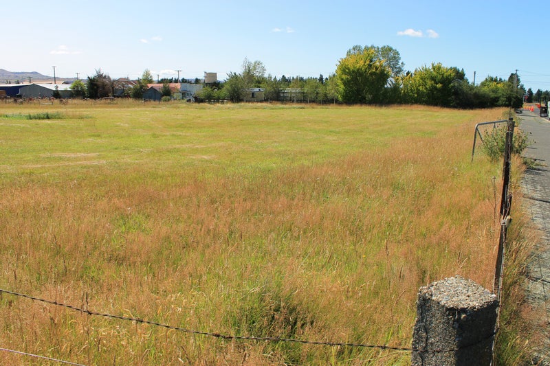 17 Aberafon Street, Middlemarch - Carousel 1