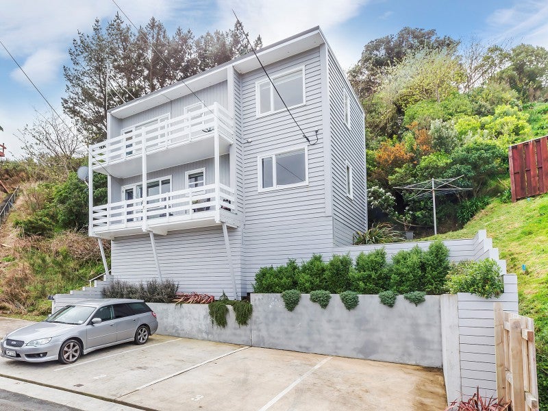 2A Columbia Way, Kingston, Wellington - Carousel 2