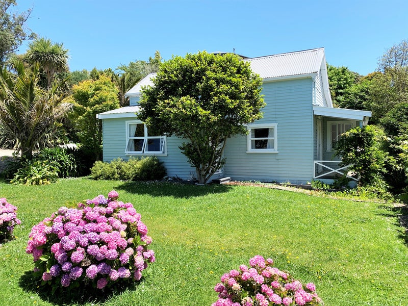 2 Gibbs Road, Collingwood - Carousel 2