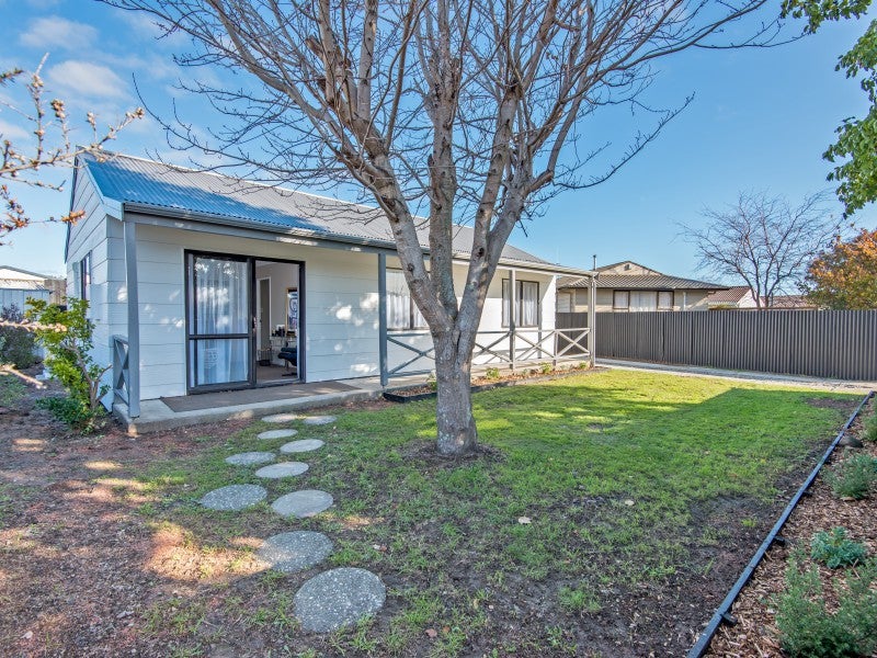 34 McLeavey Drive, Kelvin Grove, Palmerston North - Carousel 1