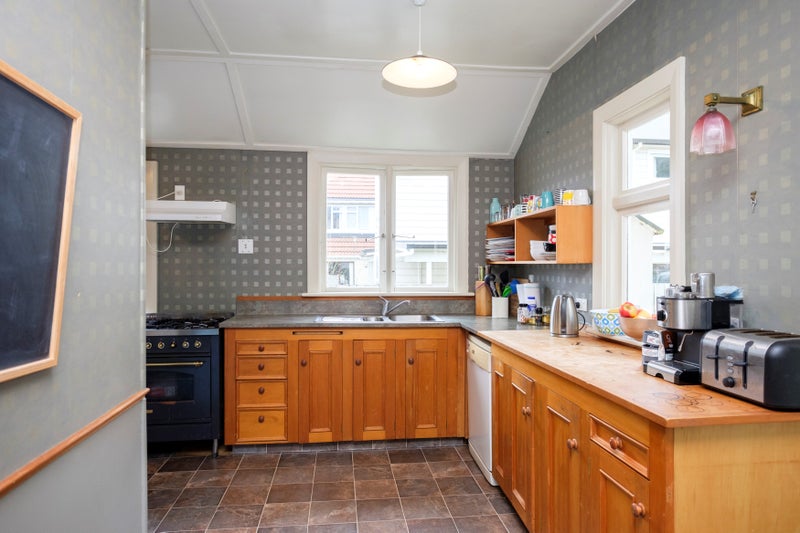 183 Queen Street, North Dunedin, Dunedin - Carousel 2