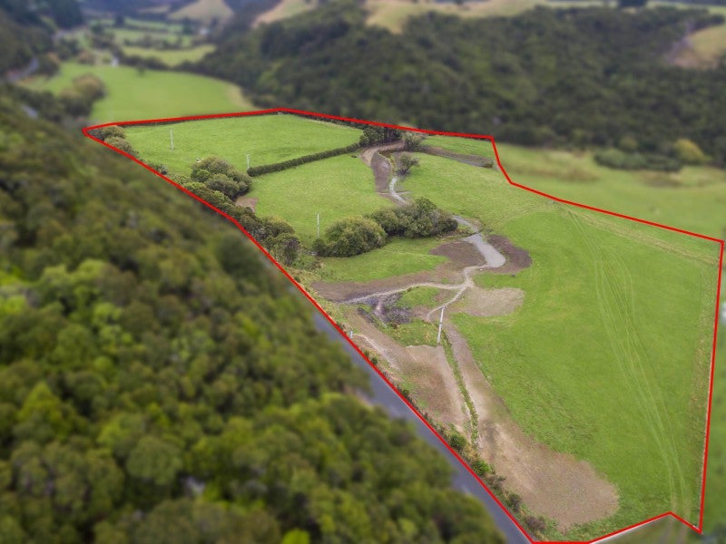 440 Whitemans Valley Road, Whitemans Valley, Upper Hutt - Carousel 9