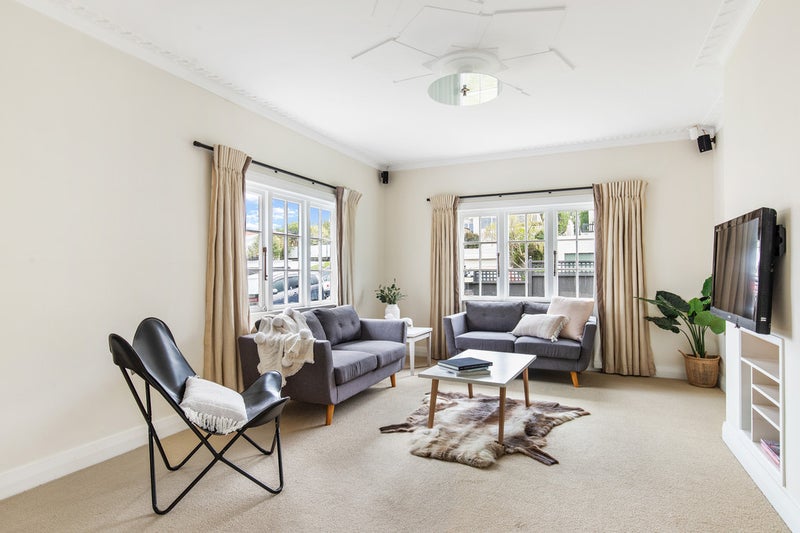 4 Monaghan Avenue, Karori, Wellington - Carousel 2