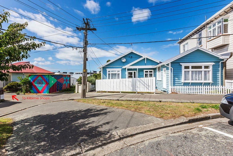 17 Naughton Terrace, Kilbirnie, Wellington - Carousel 17