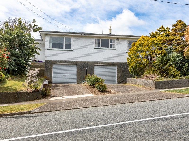 56 Saint Johns Terrace, Tawa, Wellington - Carousel 1
