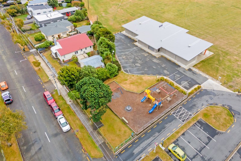 168 Whites Line, WAIWHETU, LOWER HUTT - Carousel 2