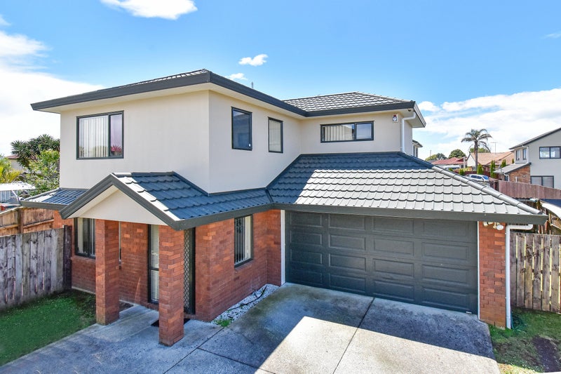 5 Samara Place, Clendon Park, Auckland - Carousel 1