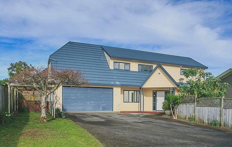 2/22 Cresta Avenue, Beach Haven, Auckland - Carousel 1