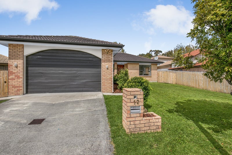 12 Burtons  Drive, Swanson, Waitakere - Carousel 13