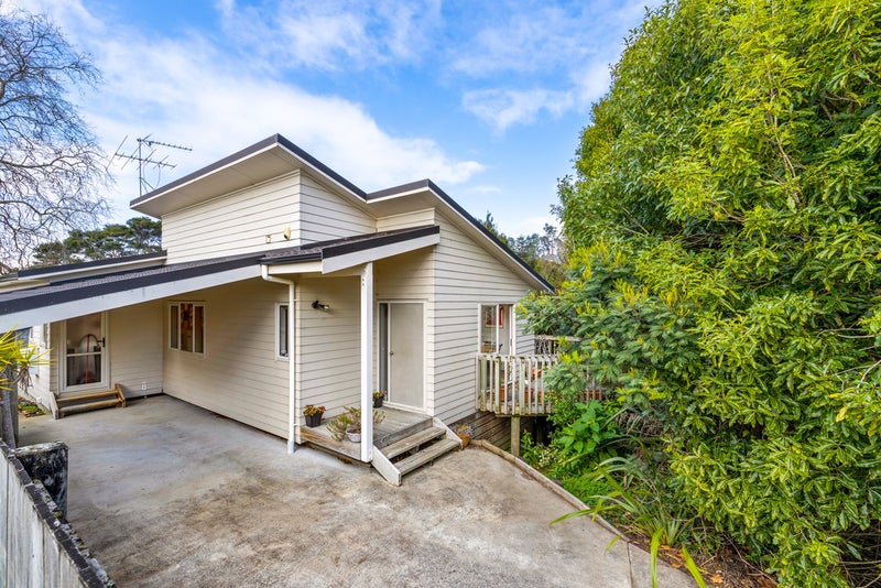 18 O'Neills Road, Swanson, Auckland - Carousel 1