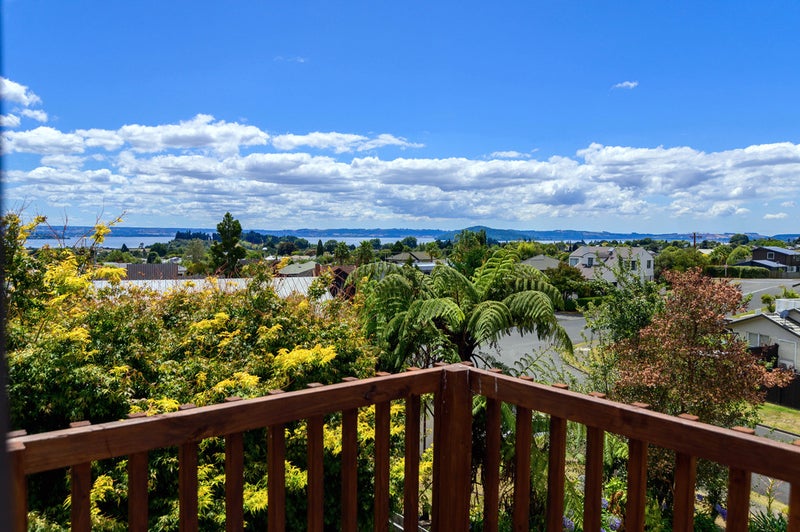 3 Mark Place, Lynmore, Rotorua - Carousel 1