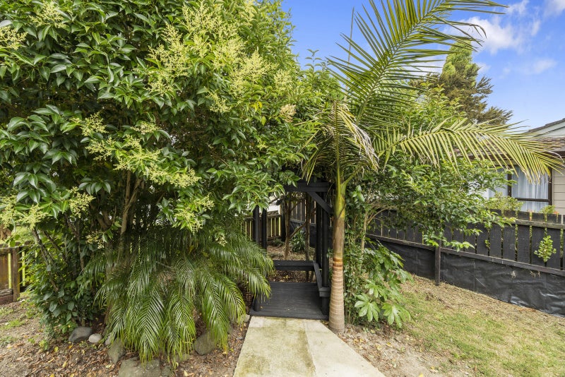 1/227 Waitemata Drive, Ranui, Auckland - Carousel 14