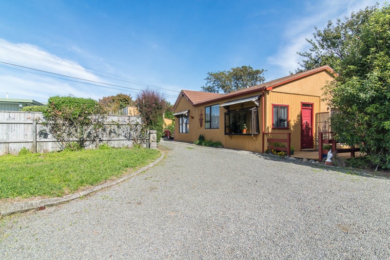 1/9 Moa Road, Raumati Beach, Raumati Beach - Carousel 2