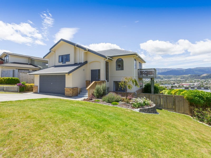 28 Kirton Drive, Riverstone Terraces, Upper Hutt - Carousel 2