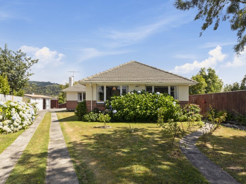 537 Fergusson Drive, Trentham, Upper Hutt - Carousel 2