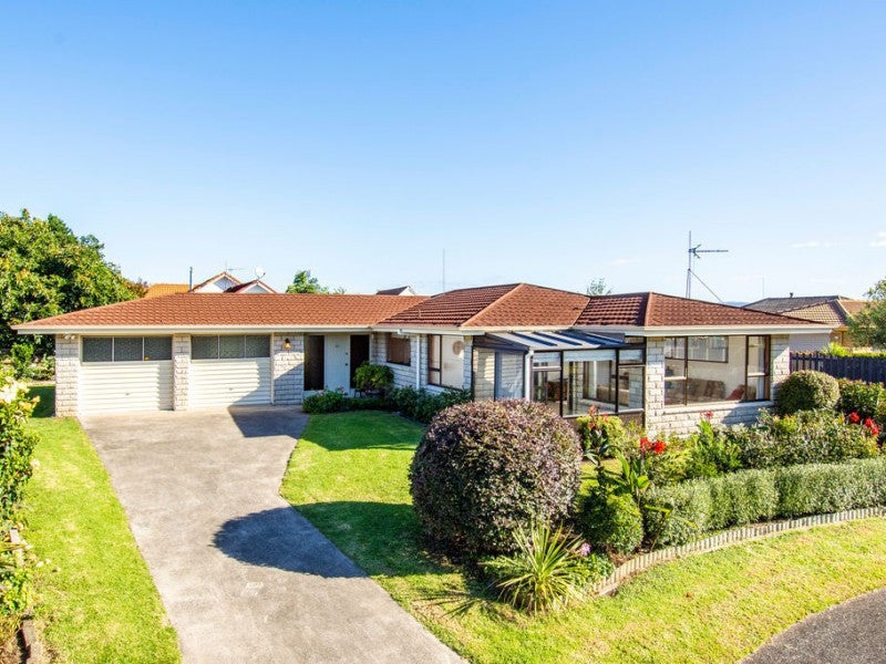 52 Lydbrook Place, Otumoetai, Tauranga - Carousel 1