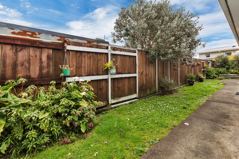 1 Paramount Parade, Tikipunga, Whangarei - Carousel 17