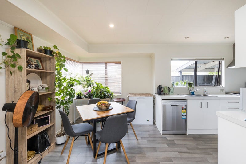 53A Benmore Avenue, Cloverlea, Palmerston North - Carousel 2