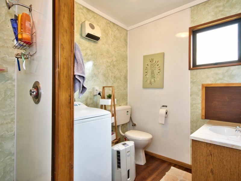 32 Stewart Street, Frankton, Queenstown - Carousel 23