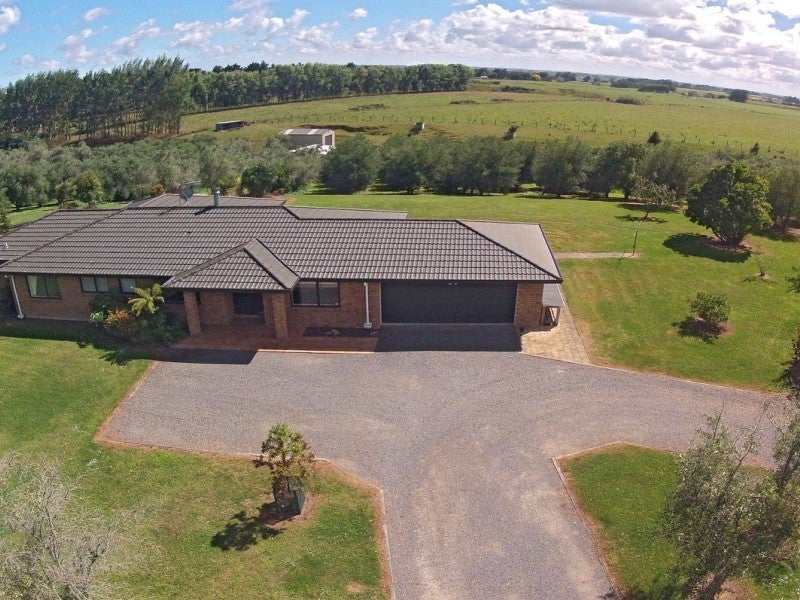122 Kukutauaki Road, Koputaroa - Carousel 18