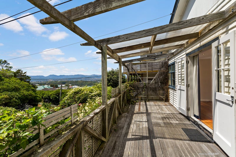 5 Hepara Street, Hataitai, Wellington - Carousel 2