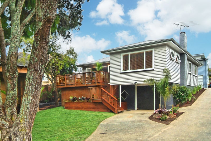 44 Alverston Street, Waterview, Auckland - Carousel 21