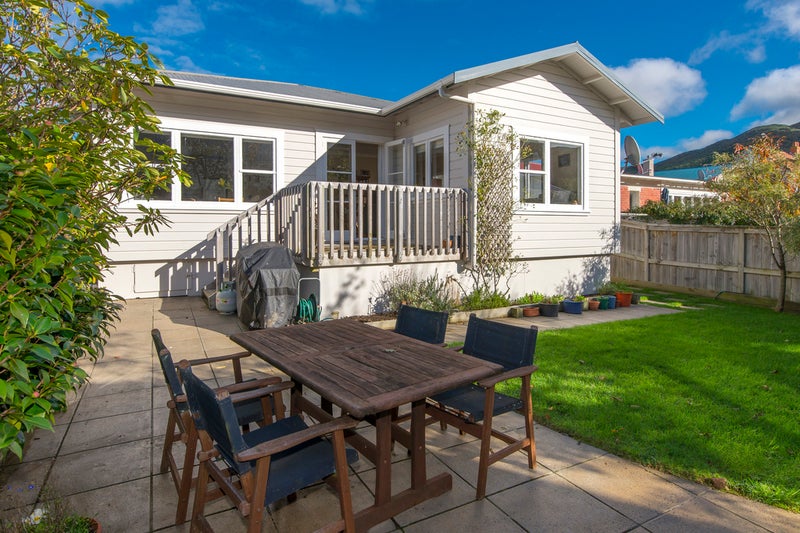 23 Colway Street, Ngaio, Wellington - Carousel 1