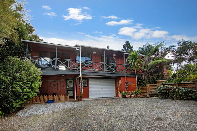 871 Riponui Road, Kamo - Carousel 1