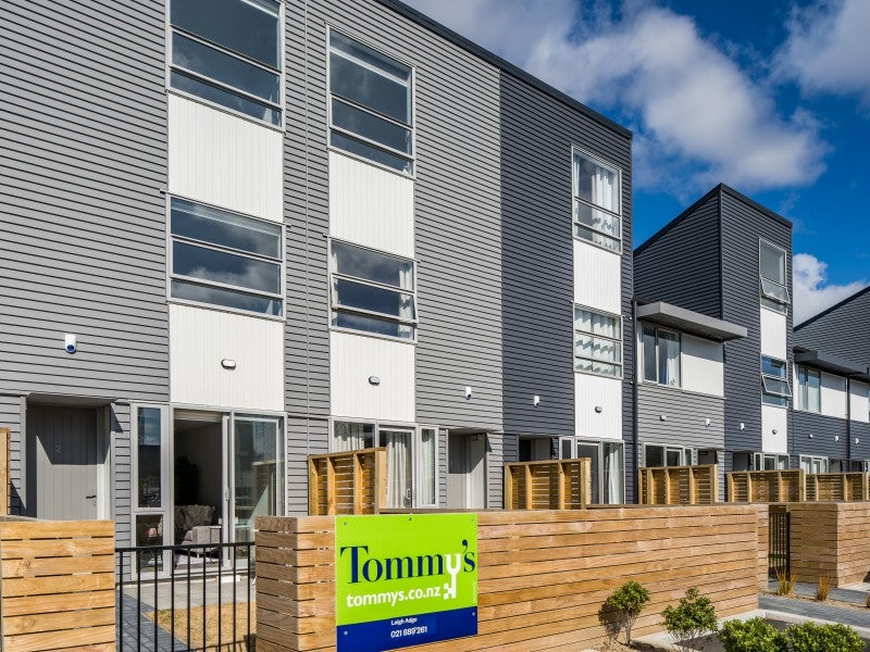 2/36 Tacy Street, Kilbirnie, Wellington - Carousel 22