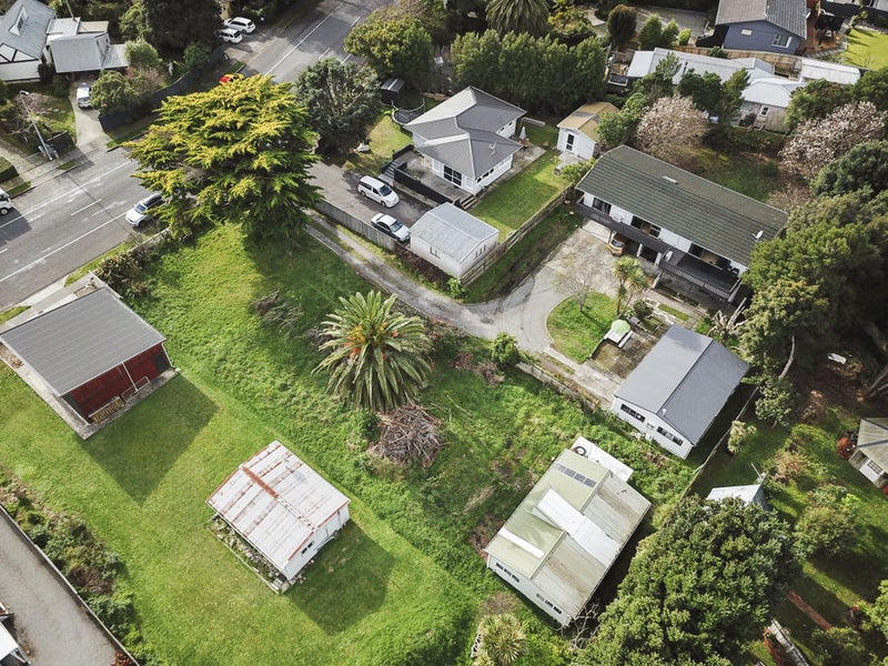 23 Park Avenue, Waikanae - Carousel 2