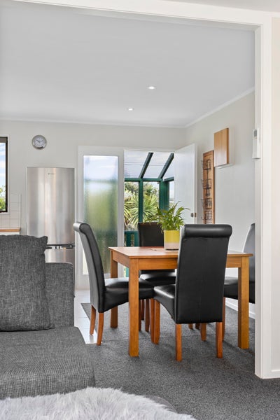 2/185A Royal Road, Massey, Auckland - Carousel 12