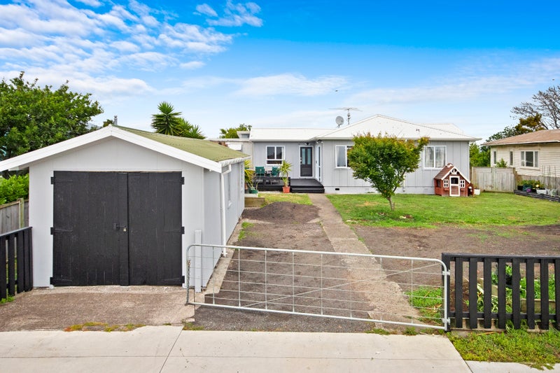58 Mclarin Road, Waiuku - Carousel 2