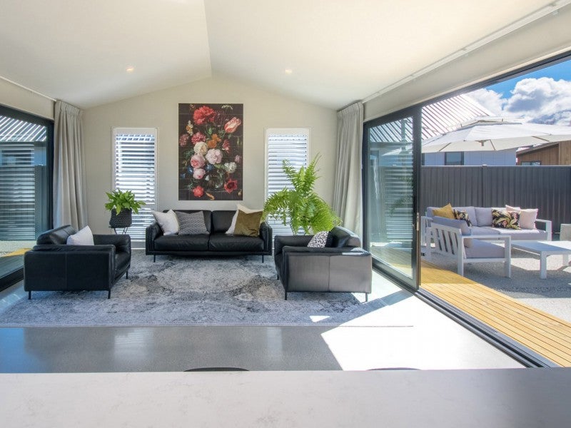 6 Cumberland Road, Lower Shotover, Queenstown - Carousel 1