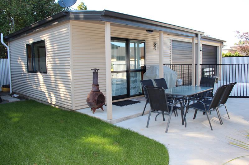 22 Merlot Place, Riversdale, Blenheim - Carousel 2