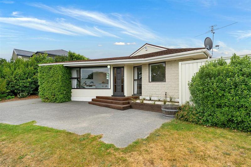 1/7 Ringwood Place, Avonhead, Christchurch - Carousel 2